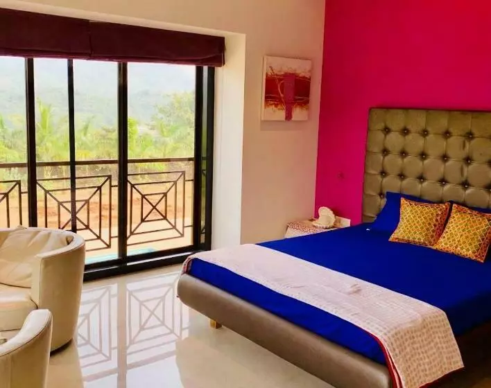 ホテル Anmol Villa