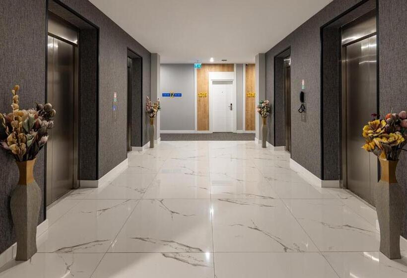 Days Hotel By Wyndham Istanbul Esenyurt