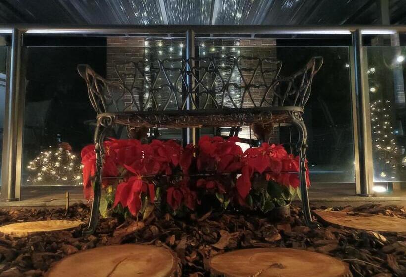 Hotel Flores De Holambra