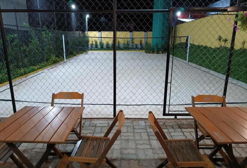 Hotel Flores De Holambra