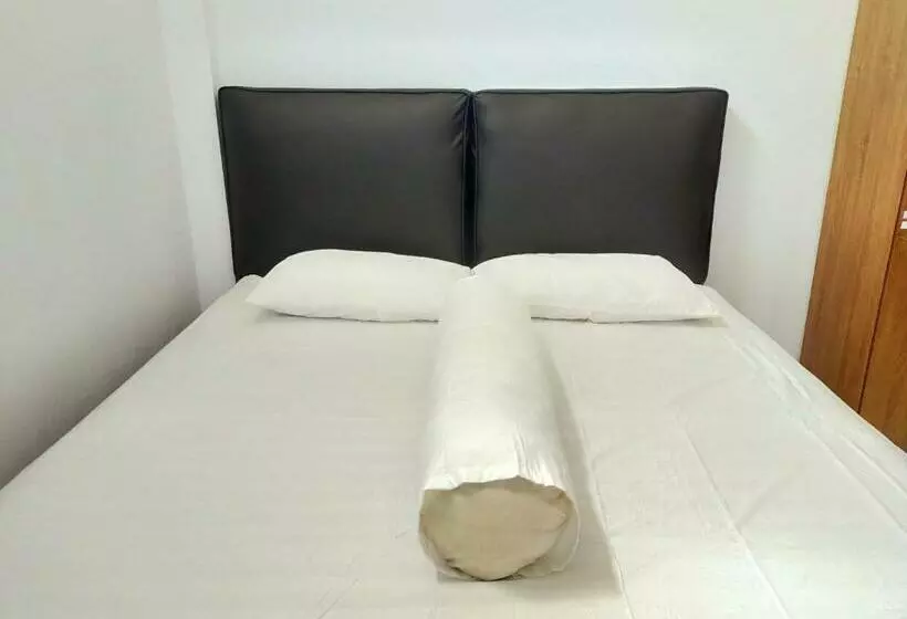 ホテル Inawa Homestay Syariah