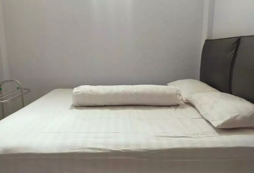ホテル Inawa Homestay Syariah