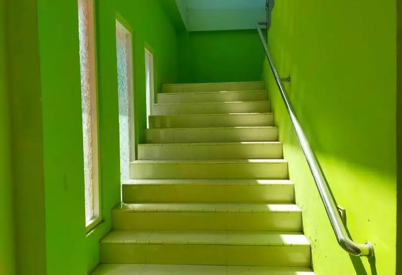 ホテル Inawa Homestay Syariah