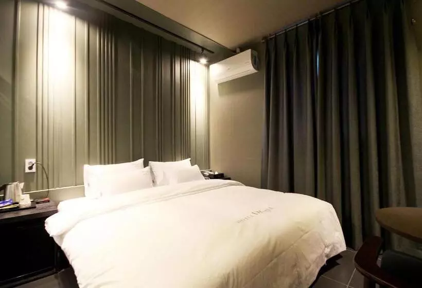 Hotelli Jinhae Pasta