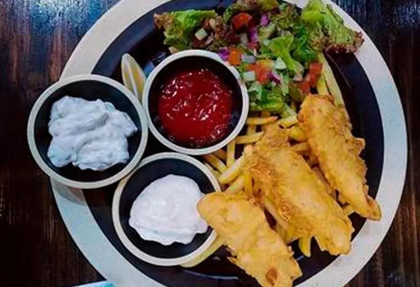 ホテル M Liloan Pension House