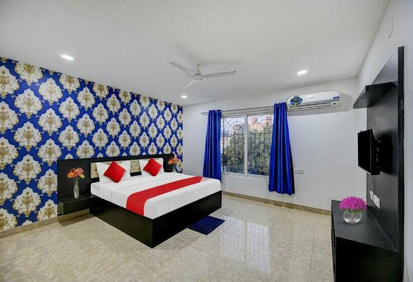 בית מלון כפרי Oyo Flagship 80529 Salomi Premium