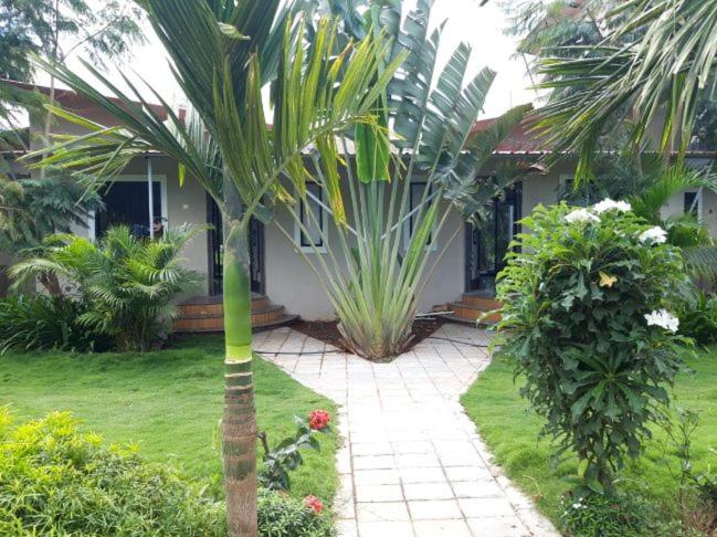 Отель Shivar Garden Resort