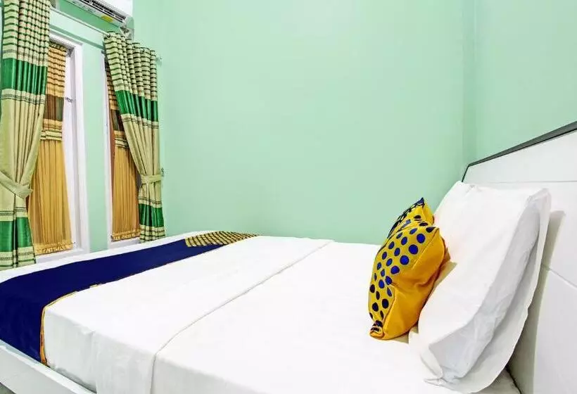 ホテル Spot On 92012 Homestay Grand Mahkota Permai Syariah