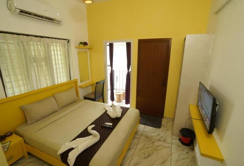 Hotel Twinn Waves By Atmos