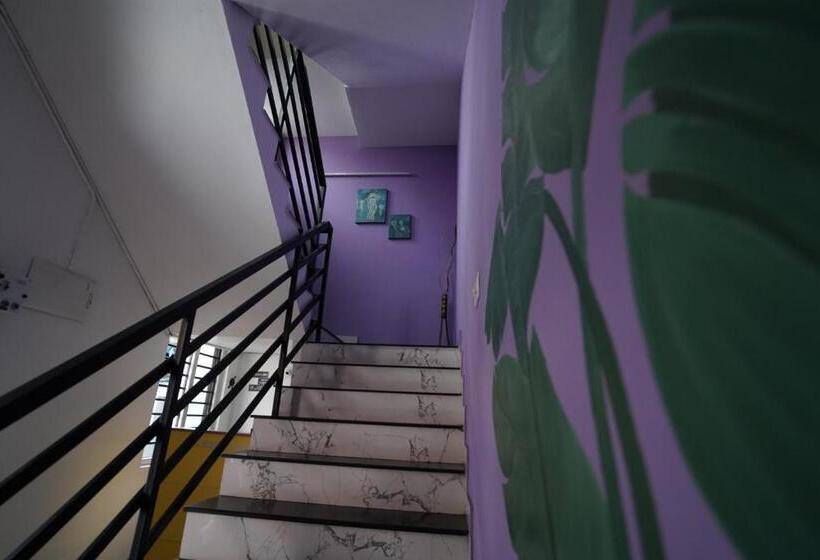 Hotel Twinn Waves By Atmos