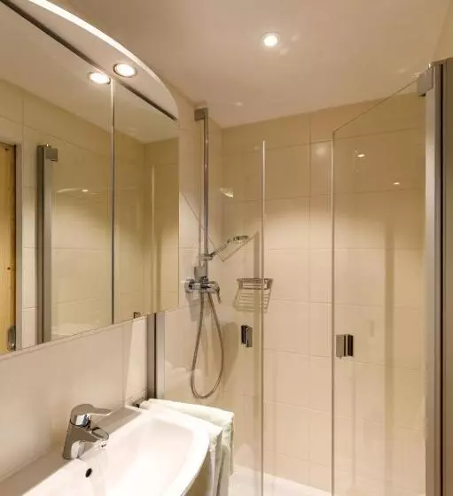 ペンション Haus Huis N