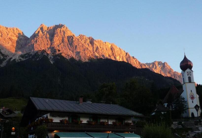 ペンション Haus Huis N