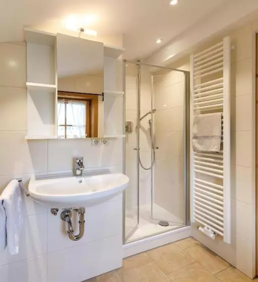 ペンション Haus Huis N