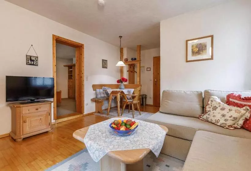 ペンション Haus Huis N