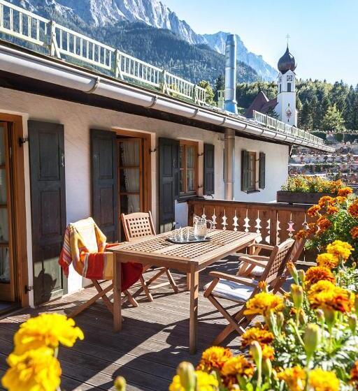 ペンション Haus Huis N