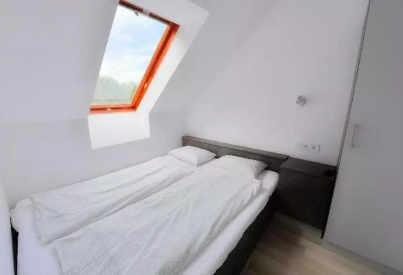 ペンション Villa Oliver Balatonlelle