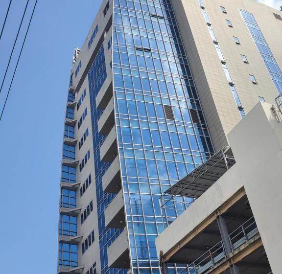 The View Hotel Restaurant & Sky Lounge