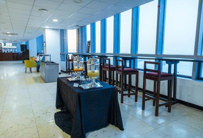 The View Hotel Restaurant & Sky Lounge