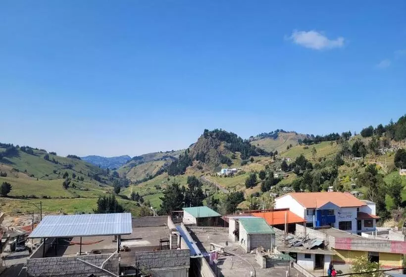 ユースホステル La Minga Hostal