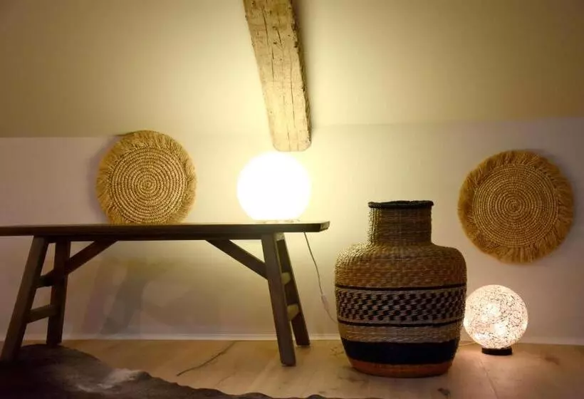 Aamiaismajoitus (B&B) Domaine De La Soudelle