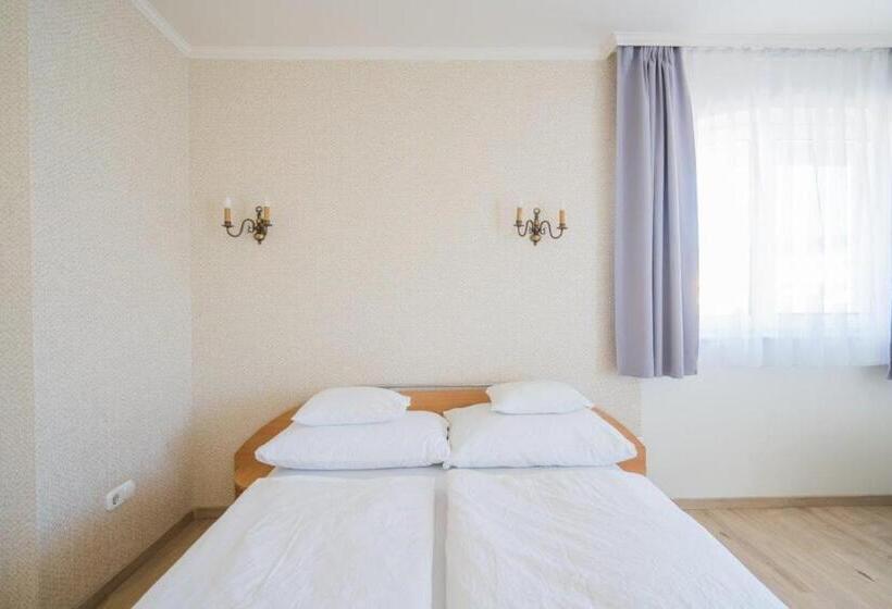 住宿加早餐 Jade Panzio