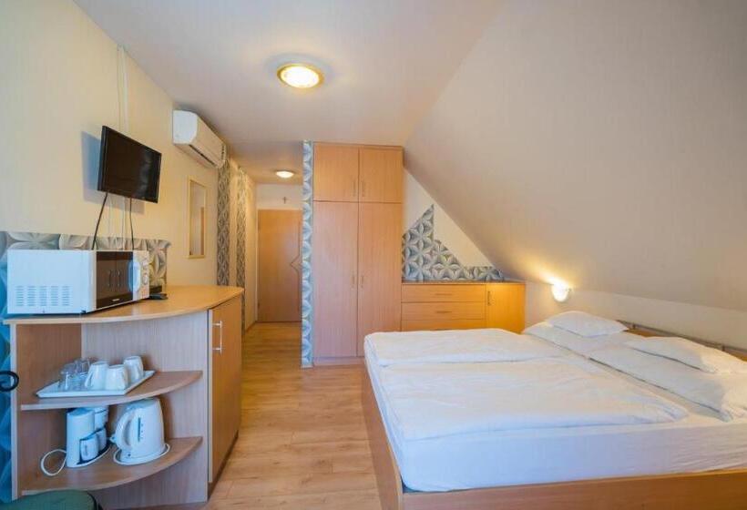 住宿加早餐 Jade Panzio