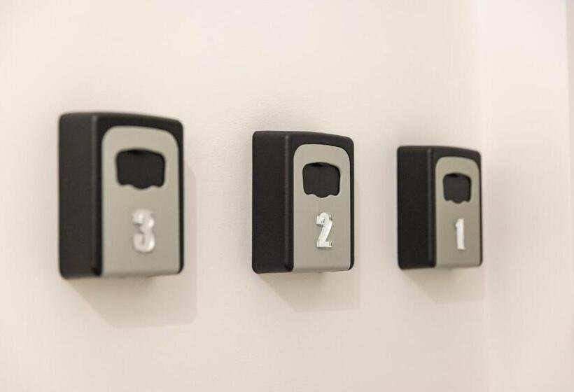 住宿加早餐  La Torre 31