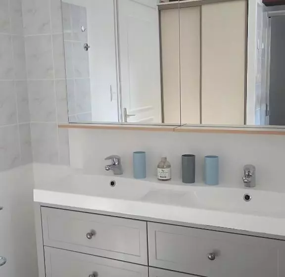 Aamiaismajoitus (B&B) Les Trois Geais