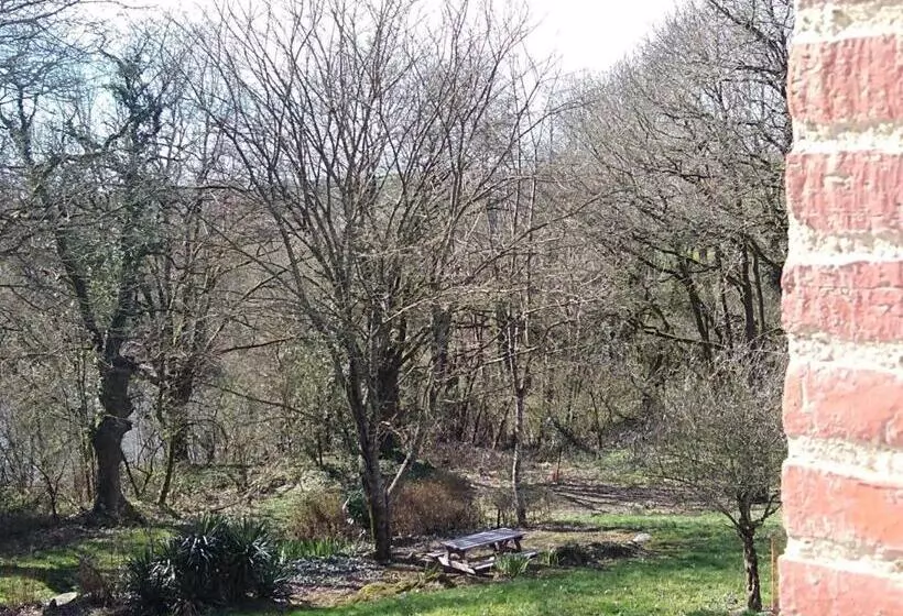 Aamiaismajoitus (B&B) Les Trois Geais