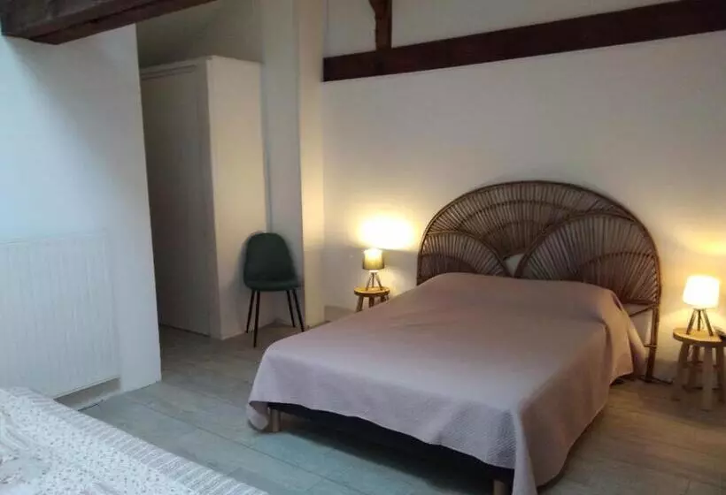 Aamiaismajoitus (B&B) Les Trois Geais