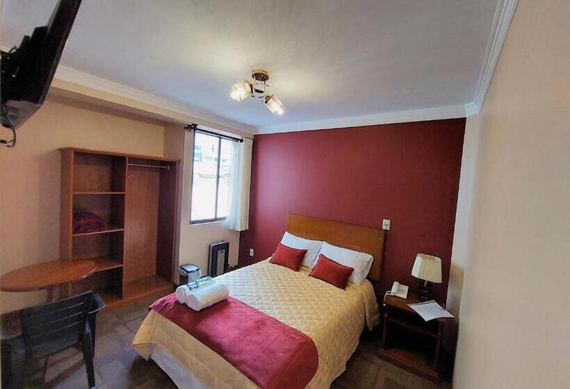 هتل Boutique Vivenzo