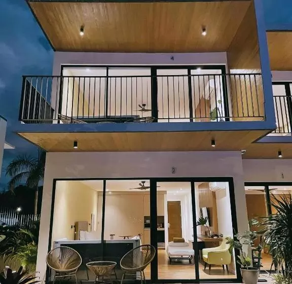 ホテル Gunita Villas