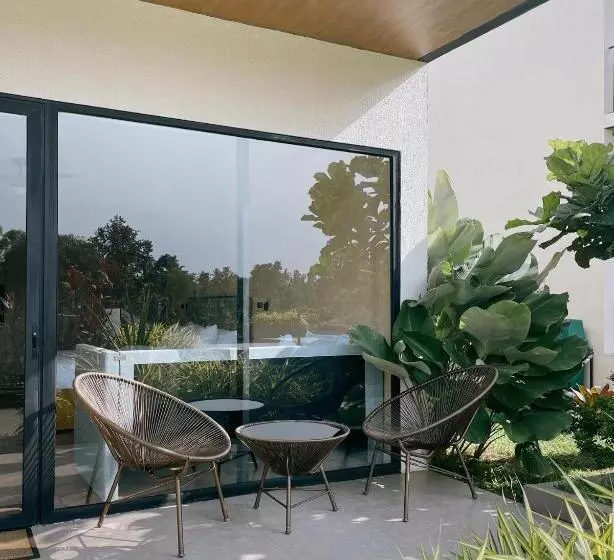 ホテル Gunita Villas