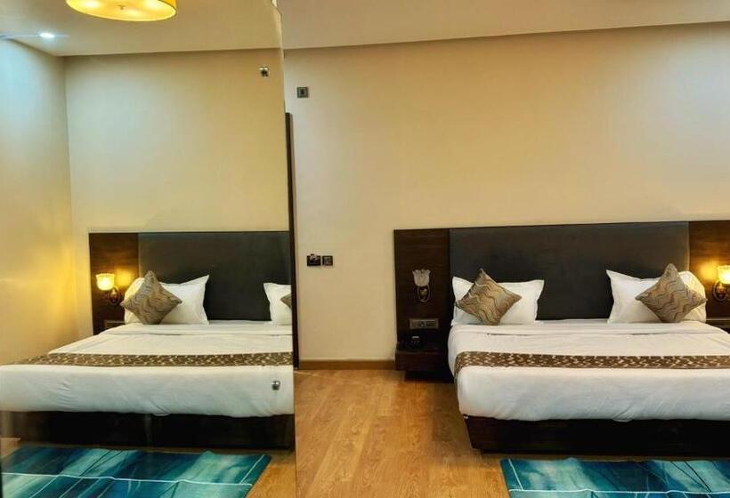 בית מלון כפרי Jalsa Retreat