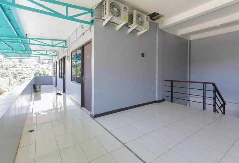 Hotelli Koolkost Near Stasiun Batutulis