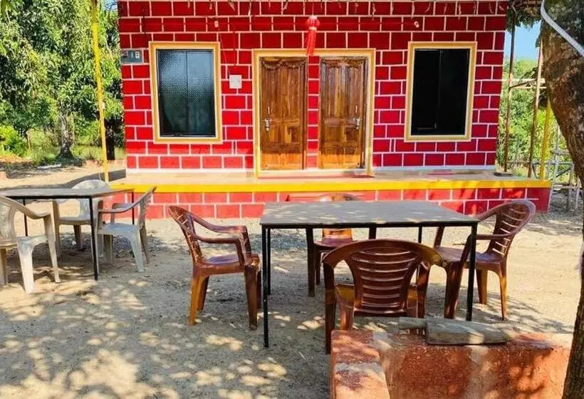 ホテル Pratik Mango Farm House