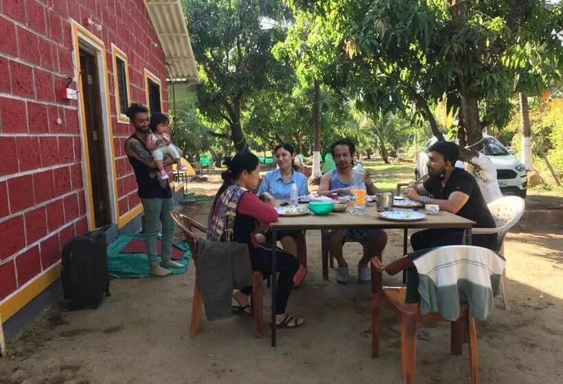 ホテル Pratik Mango Farm House
