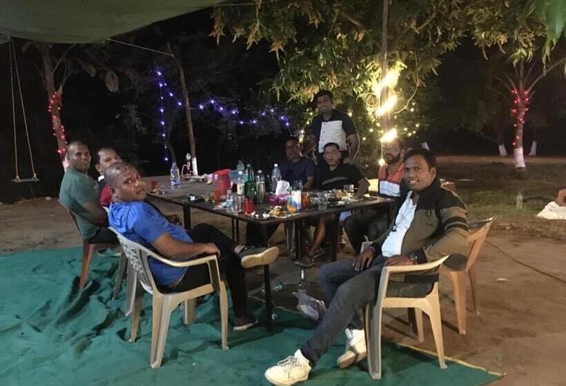 Hotel Pratik Mango Farm House