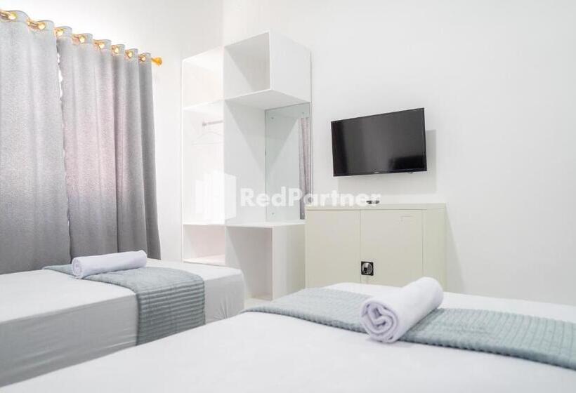 Hotell Sanama Kostel 2 Syariah Mitra Reddoorz