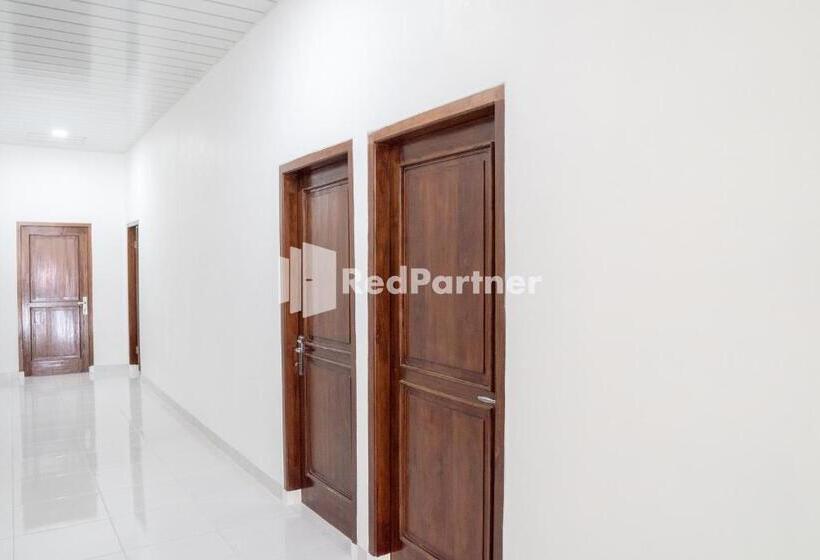 Hotell Sanama Kostel 2 Syariah Mitra Reddoorz