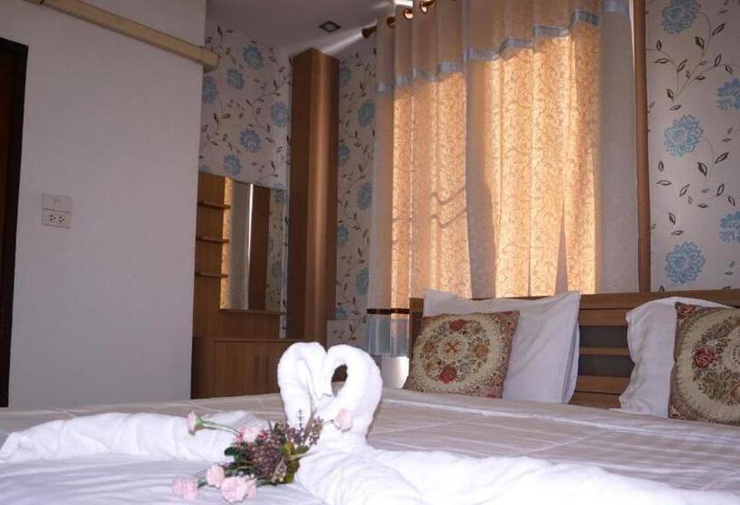 Otel Tamnak Lanta @chiang Mai