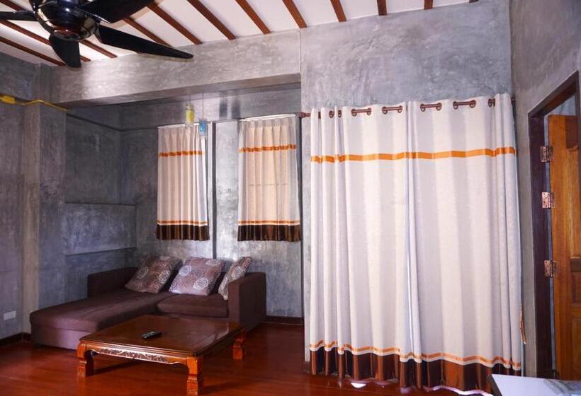 Otel Tamnak Lanta @chiang Mai