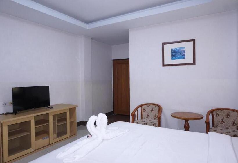 Otel Tamnak Lanta @chiang Mai