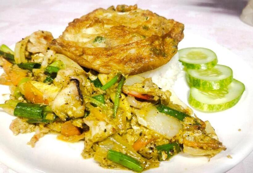 Otel Tamnak Lanta @chiang Mai