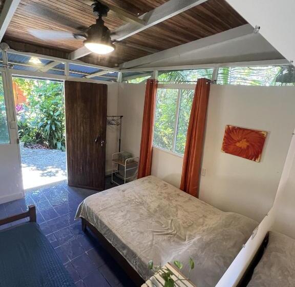 هتل The Chorotega Arte Y Sol