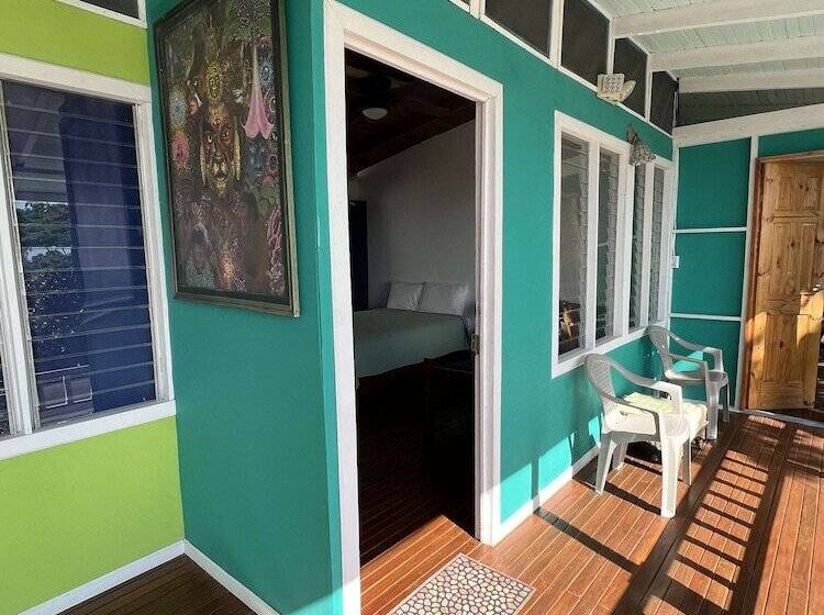 هتل The Chorotega Arte Y Sol