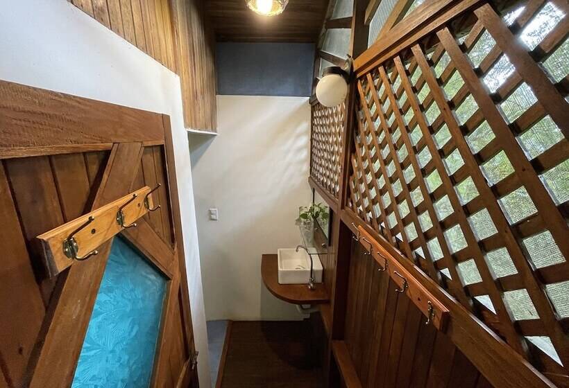 هتل The Chorotega Arte Y Sol