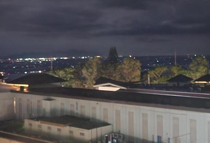 Lucky East Serin With Netflix Disneyplus Freecoffeetea & Recliner