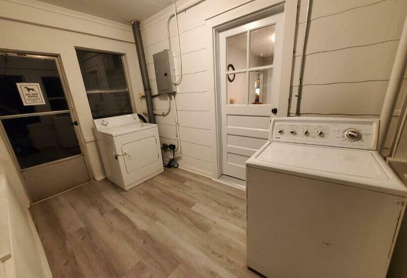 Пансион Guest Suit Room Near Downtown Uofl,airport&expocenter