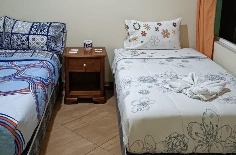 פנסיון Nice Hostal El Quinche